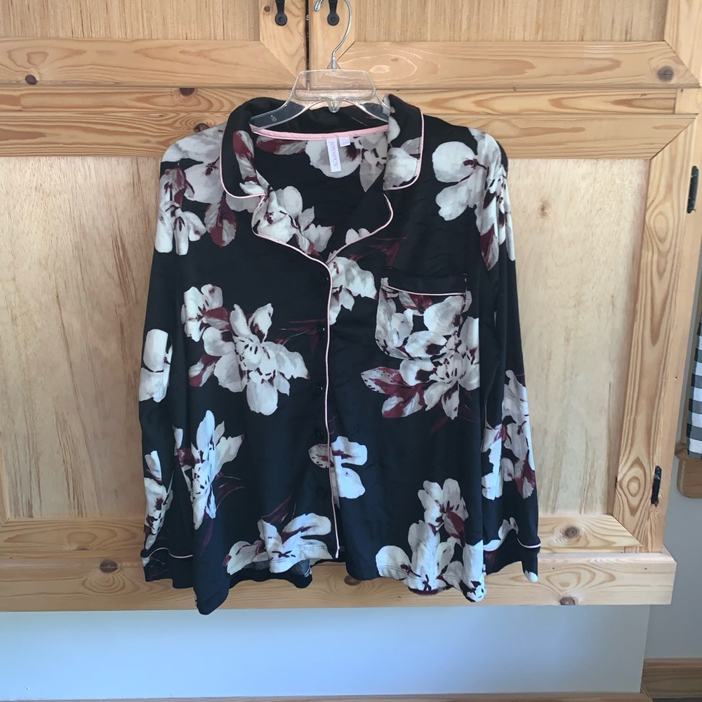 Joyspun NWT floral velvety velour pajama shirt size 3X (22-24W)